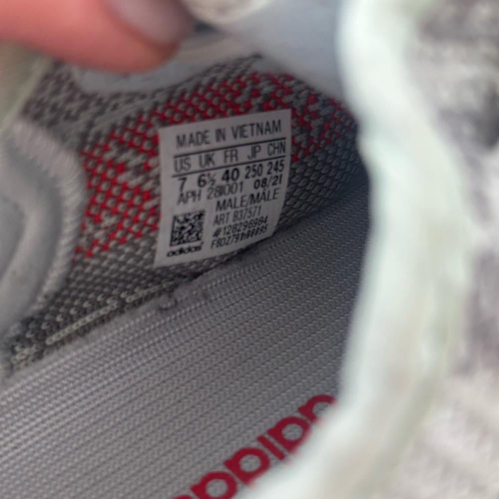 YEEZY BOOST 350 V2 BLUETIN SIZE 7 PREOWNED - Picture 7 of 9